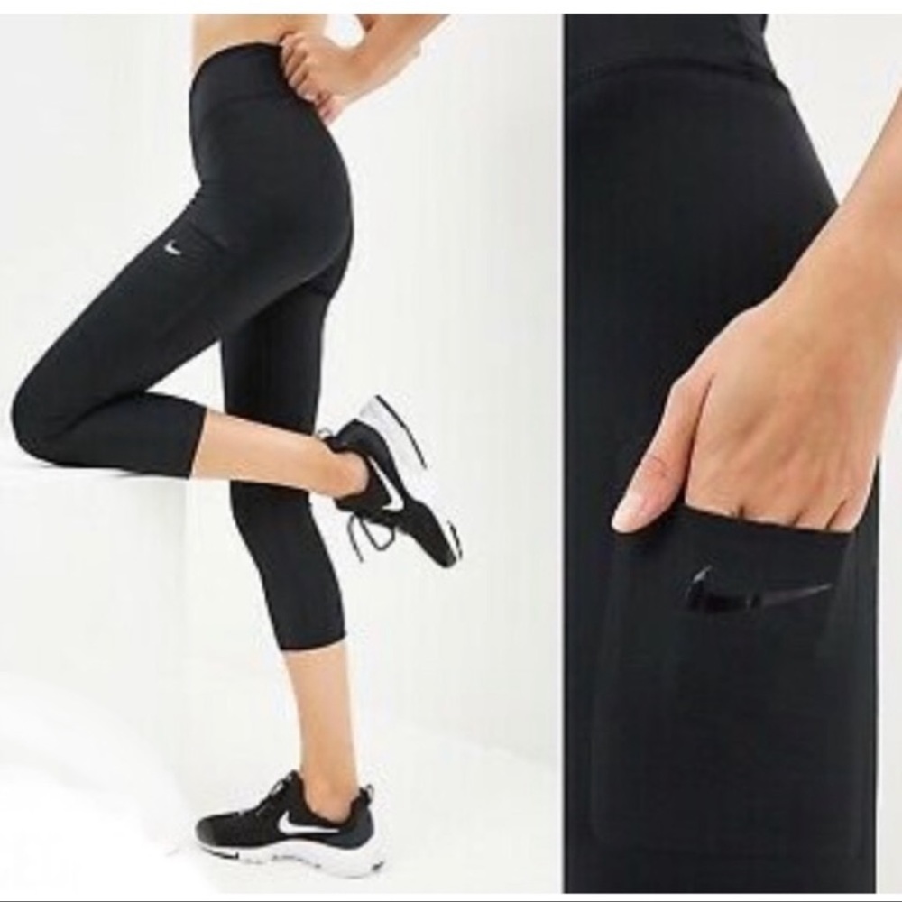 Nike cropped tights